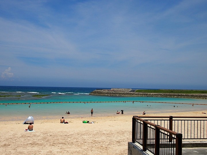 トロピカルビーチ 沖縄の素敵なビーチです。 沖縄旅行