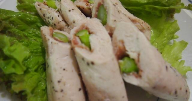 鶏ささみと生ハムのアスパラ巻。。。の巻