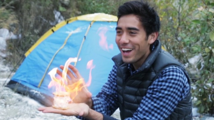 ユニクロ(UNIQLO)世界のYouTuberを使った動画を作成。