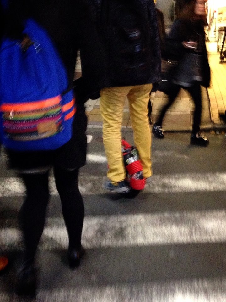 【教えてください】池袋で謎の乗り物を発見。セグウェイみたいなこの乗り物なにこれｗｗｗｗ