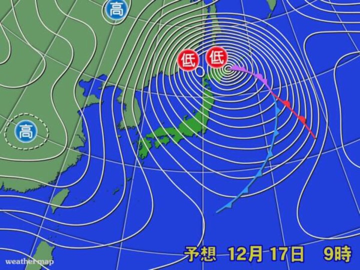 お天気お姉さんが、「こんな低気圧見たことありません。」と伝えた明日の北海道の天気図
