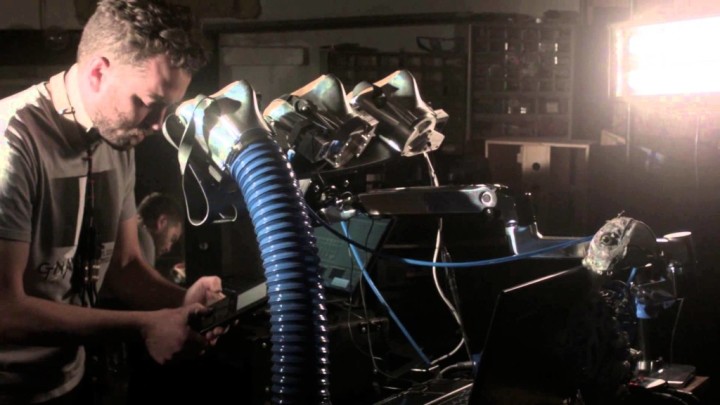 【動画】アメリカでは、ボコーダーがかなり進化していたｗｗｗｗ