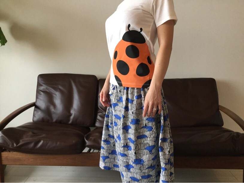てんとう虫Tシャツ。無印良品。