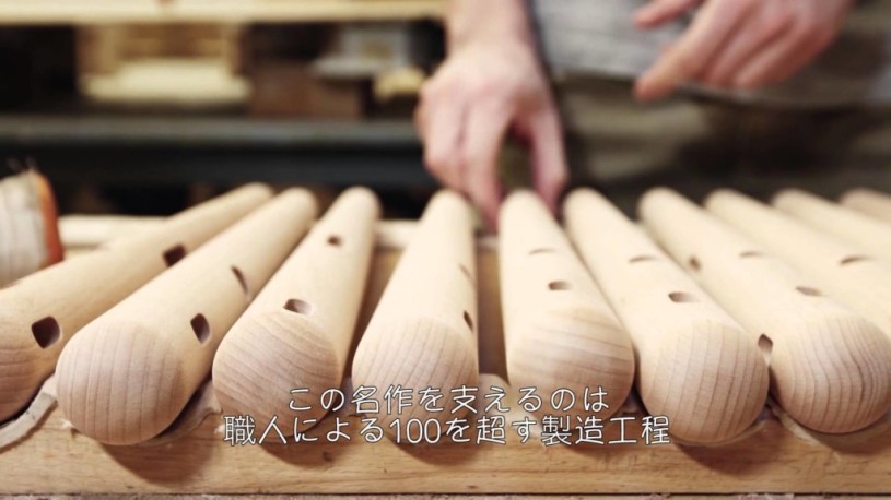 ハンス J.ウェグナーのYチェアの魅力を伝える動画