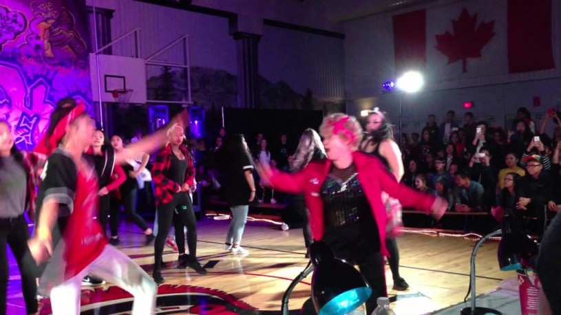 【動画】60歳の教師によるHIPHOPダンスが超ファンキーだぞ！