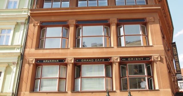 キュビズム建築とグランド・カフェ・オリエント プラハ旅行記