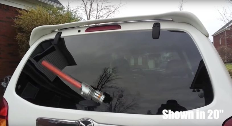 ワイパーをスター・ウォーズのライトセーバーにして盛り上がる方法