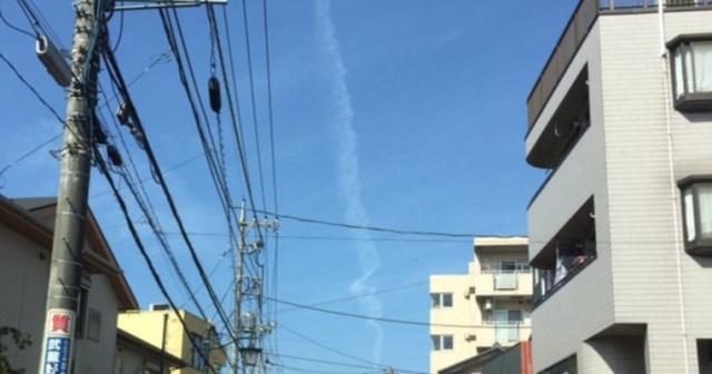 都内で地震雲が多数発見された。念のため気を引き締めておいたほうがいいかも？