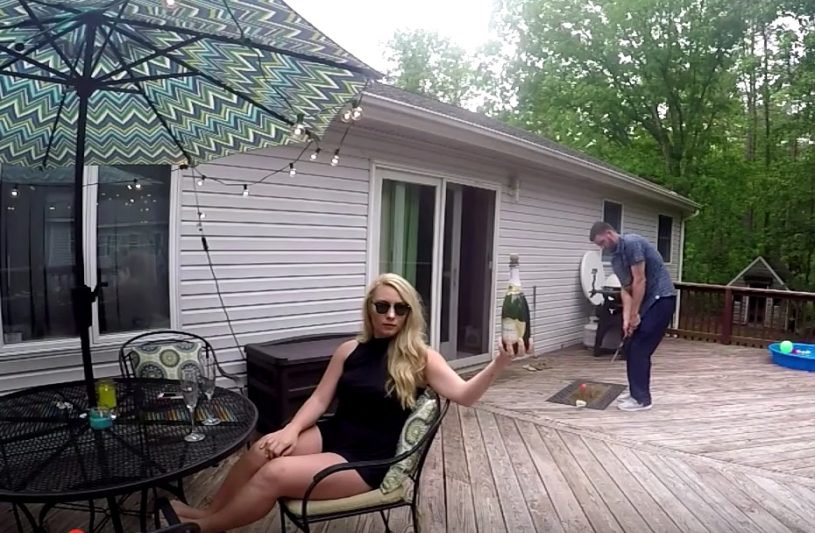 シャンパンを楽しく開ける方法「ゴルフボールで開ける」