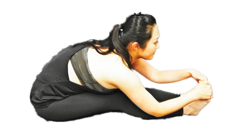 開脚が出来るようになるには骨盤を柔らかくする長座前屈ストレッチ方法がオススメ