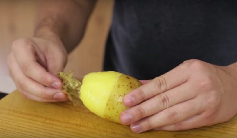 超簡単にじゃがいもの皮を剥く方法