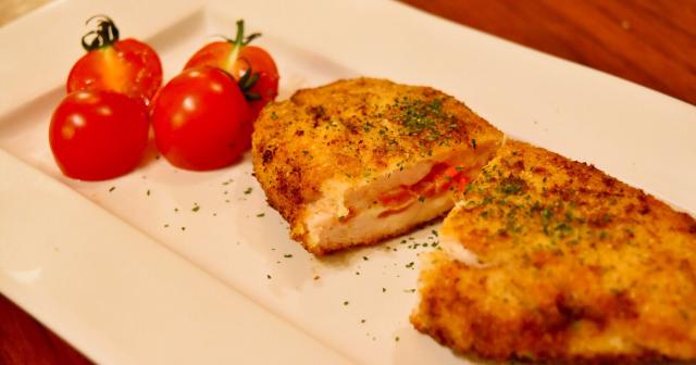 糖質制限！おからパウダーで作る鶏ささみのトマトチーズカツレツ