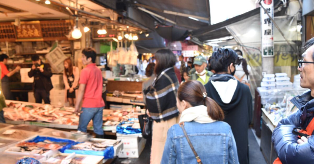 築地に最高のいくら丼を作るために筋子を買いに行った