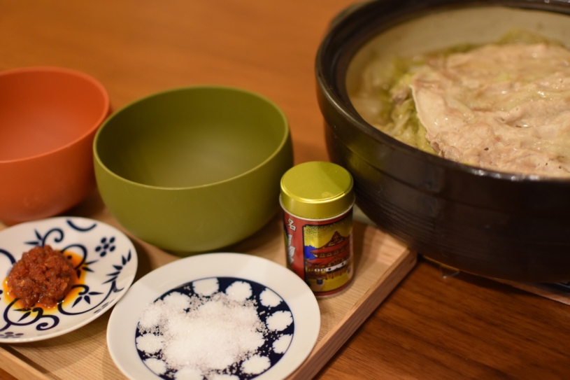 ハリッサをピェンロー鍋と一緒に食べたら美味しかった！