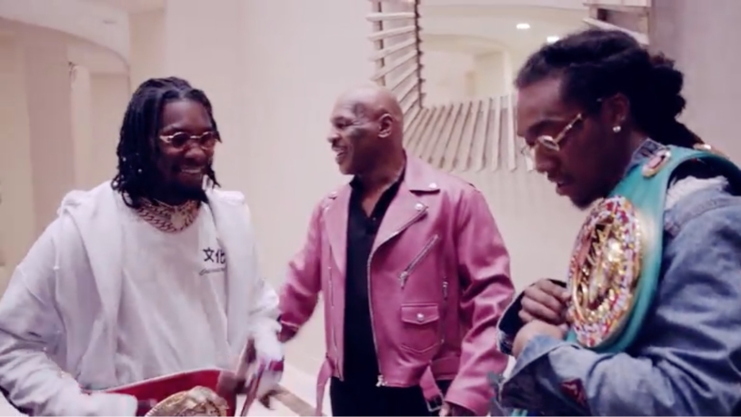 マイク・タイソンのお宅訪問、チャンピオンベルトのコレクションや小鳥のコレクションを披露