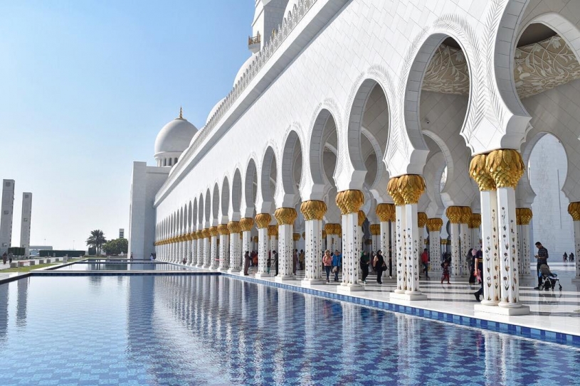 アブダビのモスクが綺麗すぎた！2時間かけてドバイから行く価値ありです！ #sheikhzayedmosque