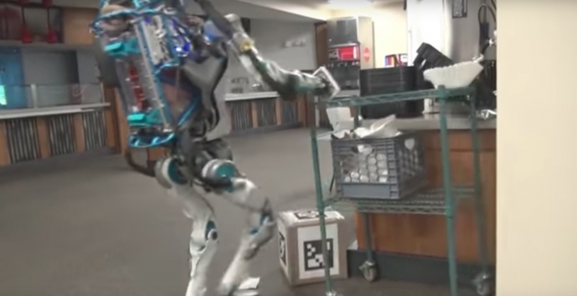 まるでドリフのコントみたいｗｗｗお手伝いロボットがやらかしたｗｗｗ