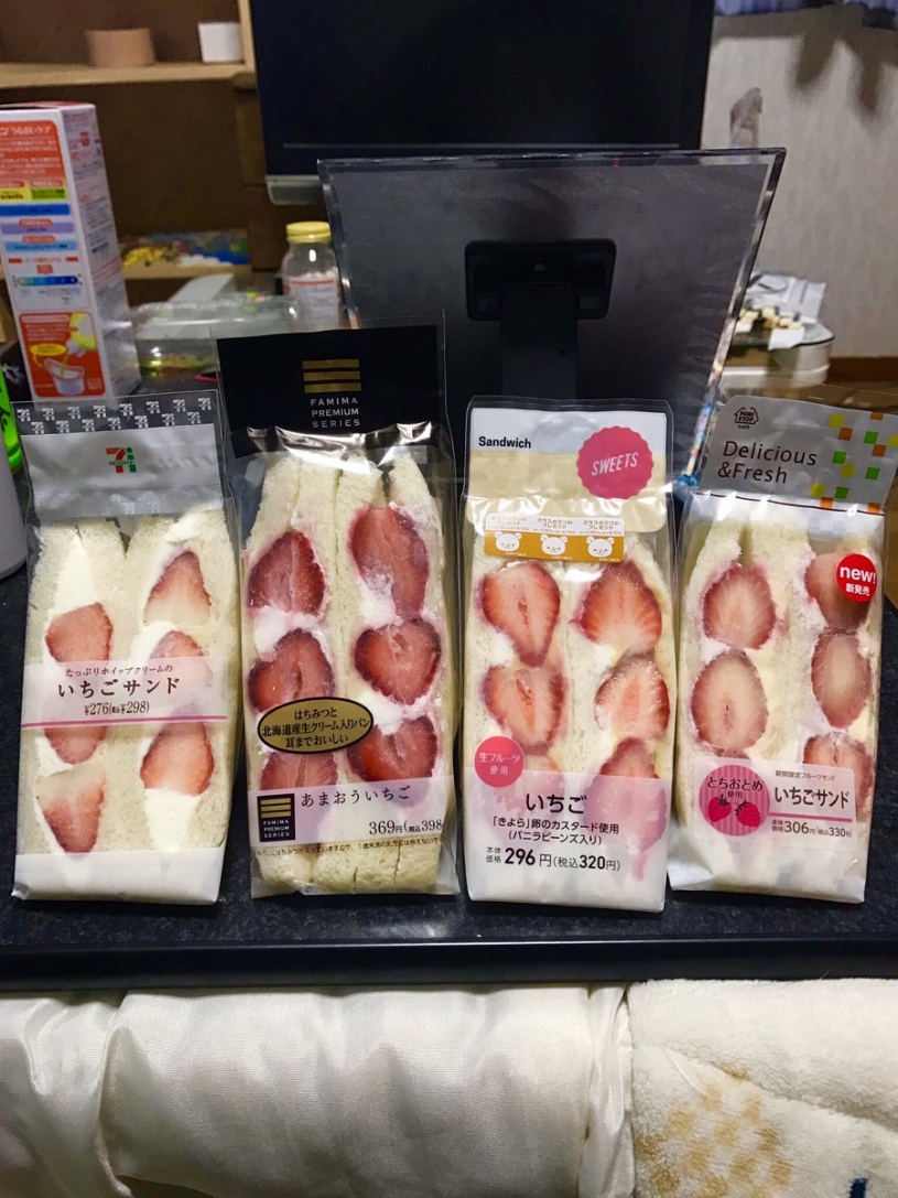 セブン、ファミマ、ローソン、ミニストップのいちごサンドを並べてみたｗｗｗ