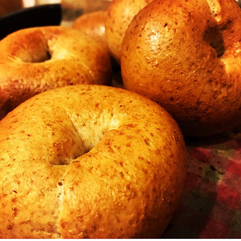 ホームベーカリーで作るつやつやピカピカの全粒粉ベーグルのレシピ