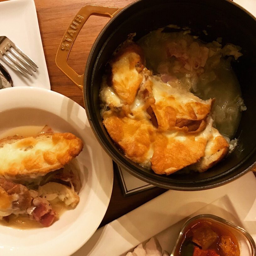 ストウブで作るオニオングラタンスープのレシピ