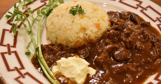 ビーフストロガノフにぴったり！美味しいバターライスのレシピ