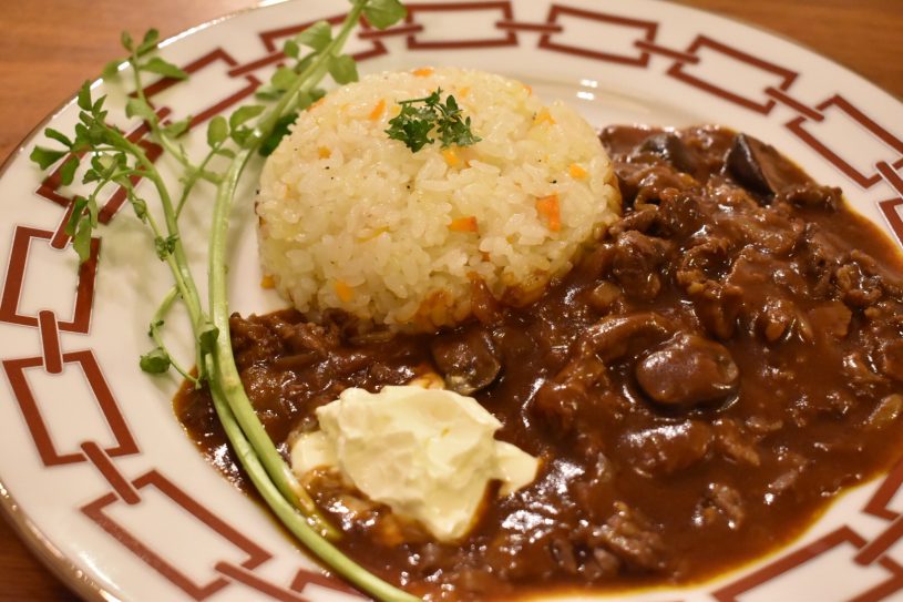 ビーフストロガノフにぴったり！美味しいバターライスのレシピ