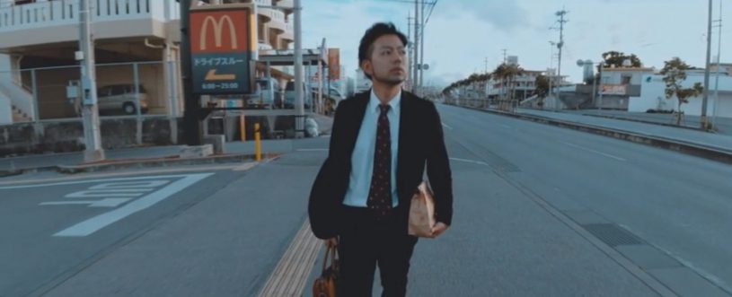 無駄にかっこよく朝マックする動画が話題に