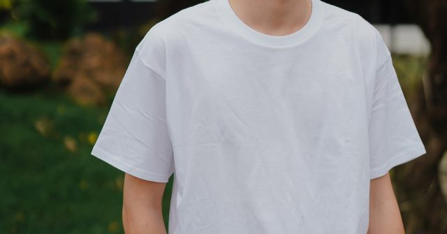お気に入りの白いTシャツの油シミがとれない