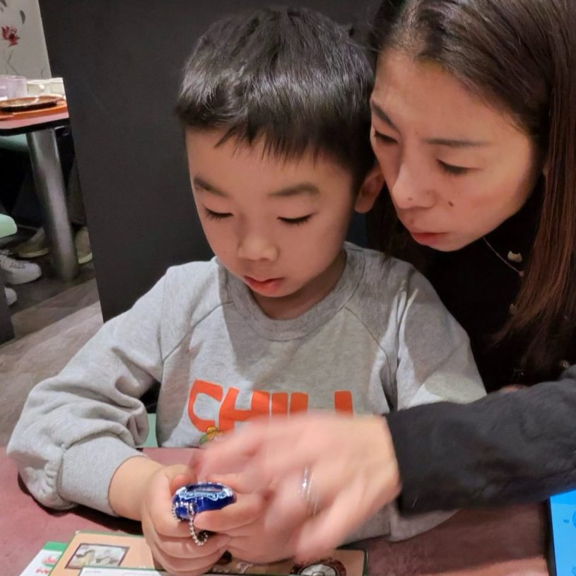 30年ぶりのたまごっち。むすこっちたまごっちを買う