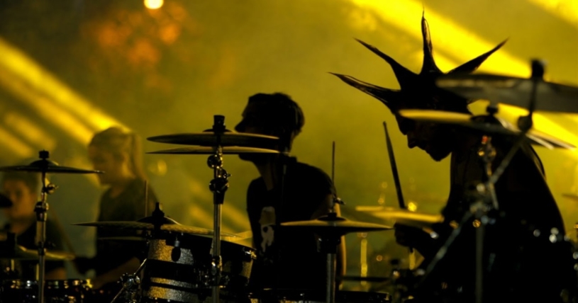 1000人でニルヴァーナ Smells Like Teen Spirit 演奏するとこうなる