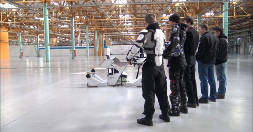 ドローンに人が乗っているような「hoversurf」が超かっこいい！！！