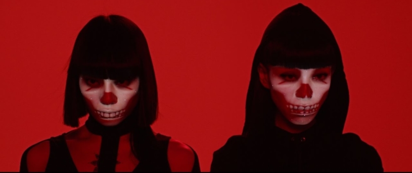 AyaBambi最新作は、1000fpsプロジェクターと超高速センシングによるリアルタイムトラッキング＆フェイスプロジェクションマッピング